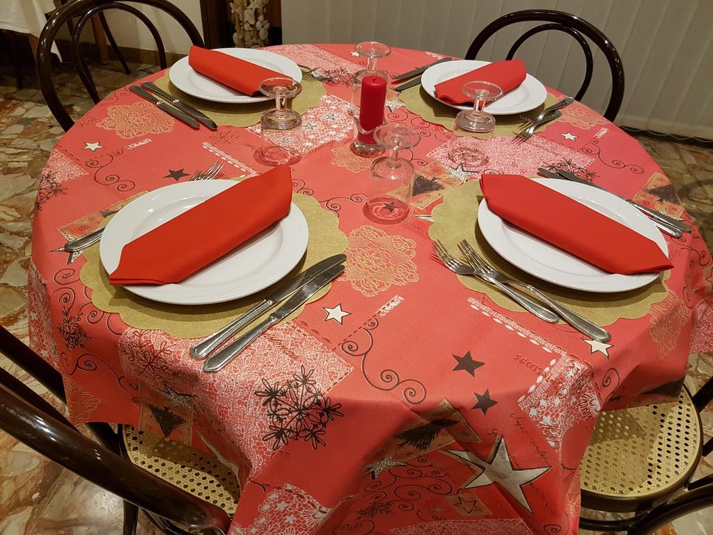 קאטוליקה Hotel Granada מראה חיצוני תמונה