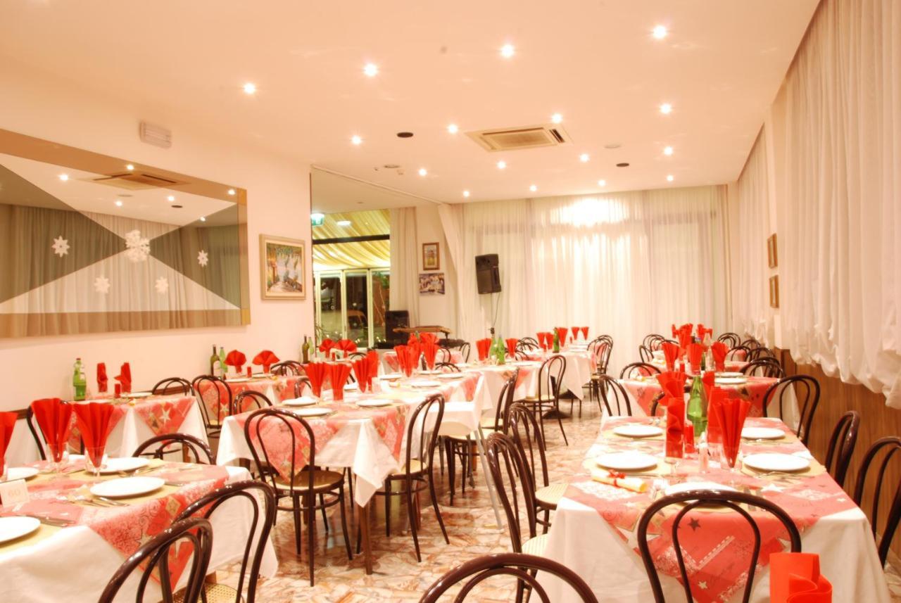 קאטוליקה Hotel Granada מראה חיצוני תמונה