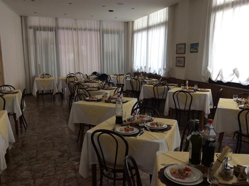 קאטוליקה Hotel Granada מראה חיצוני תמונה